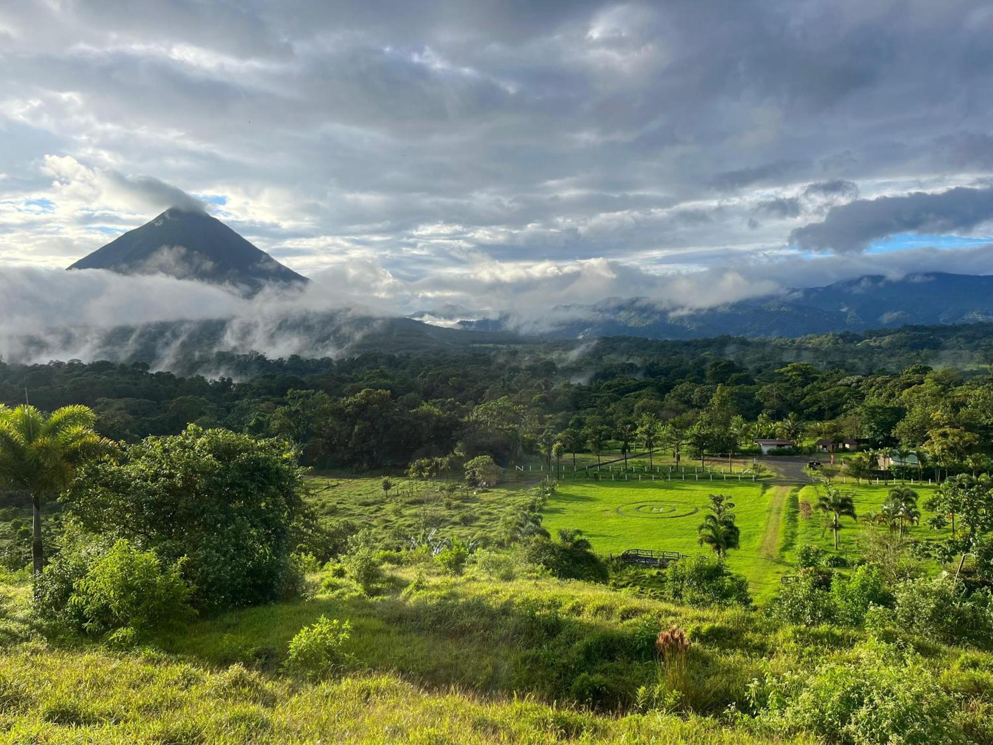 Wellness Park Cr Villa La Fortuna Exterior photo